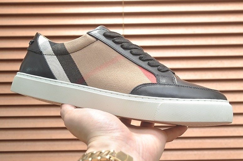 Burberry Plaid Panel Low-Top Sneakers — front
