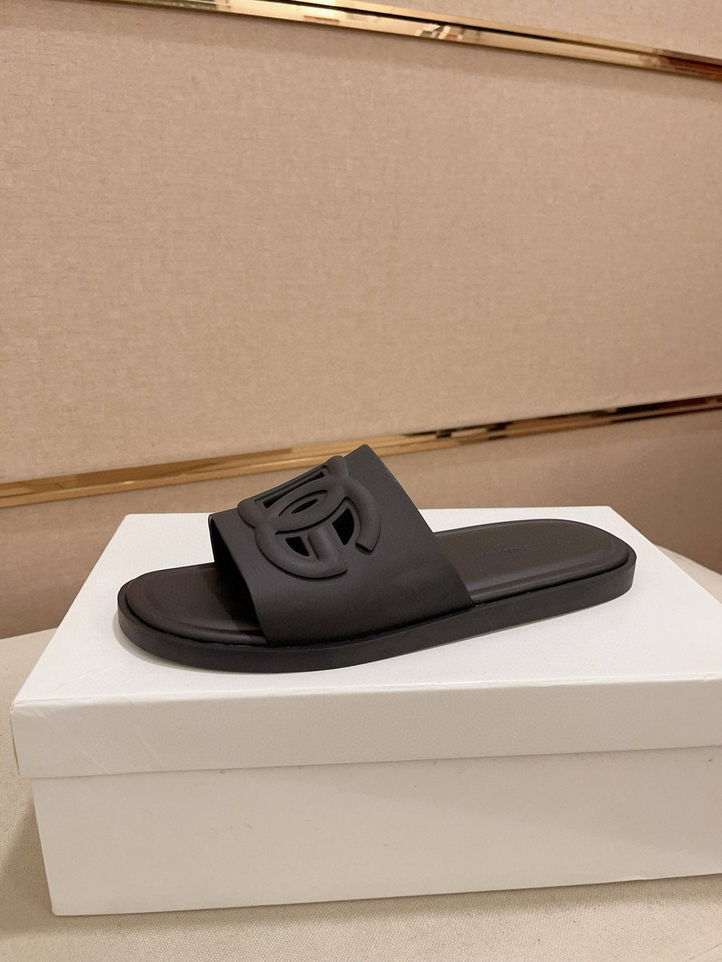 Dolce & Gabbana Raised Logo Slide Sandals — hero